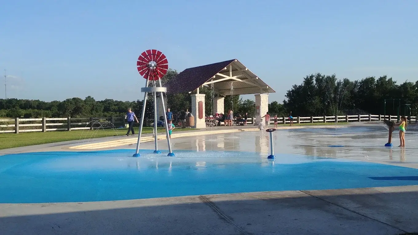 Garey Park Splash Pad